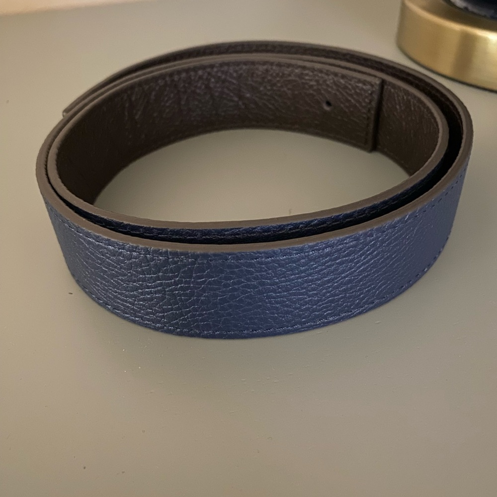 India Hicks reversible leather belt